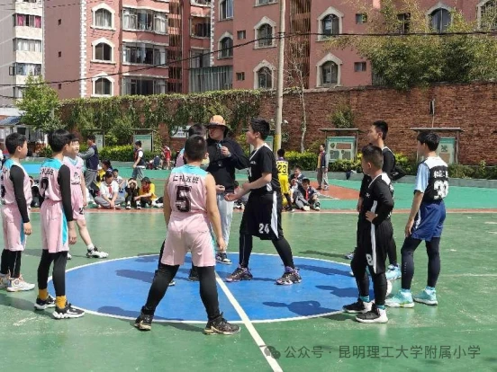 借助运动心理学家指导篮球运动员减压的方案_1